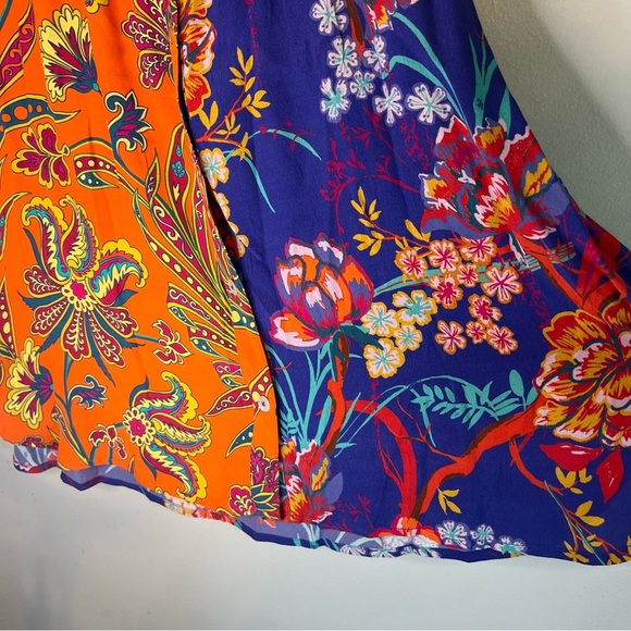 Sold Soft Surroundings Colorful Button-Up Tunic Embroidered Floral - Picture 9 of 16